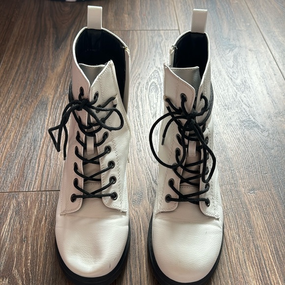 Shoes - White Boots